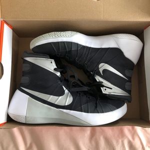 Nike Hyperdunks Basketball Shoes